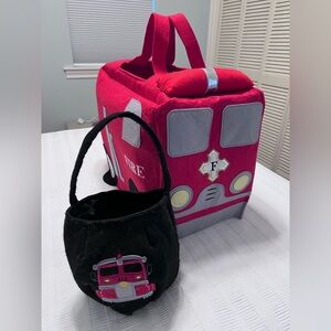 Pottery Barn Kids - Red Fire Truck 🚒 Costume